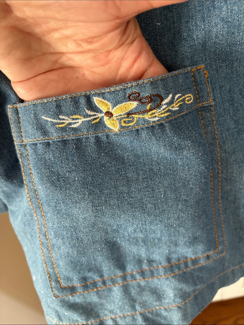 Women's Blue Denim Jacket with Yellow Floral Embroidery - Picture 4 of 8